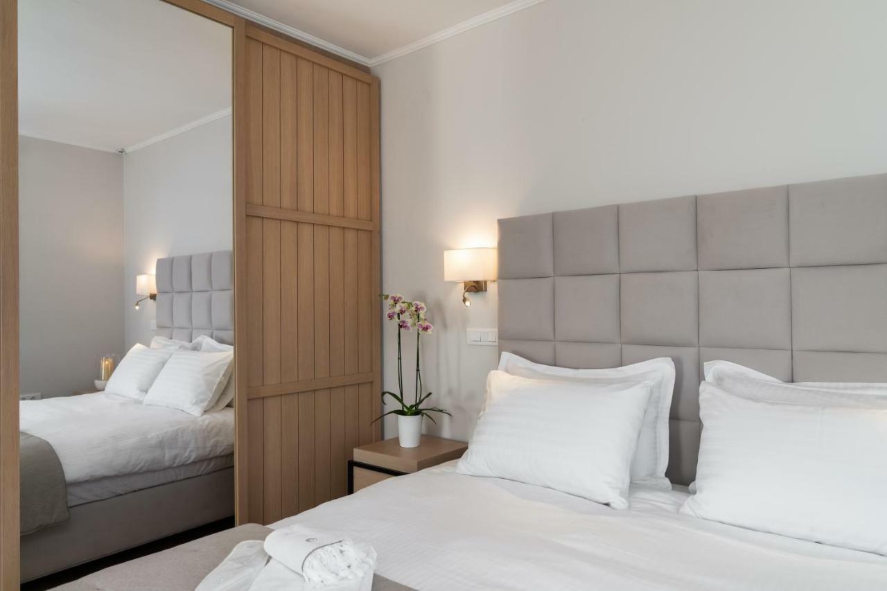 Porto Vecchio Luxury Suites Spétses Exterior foto