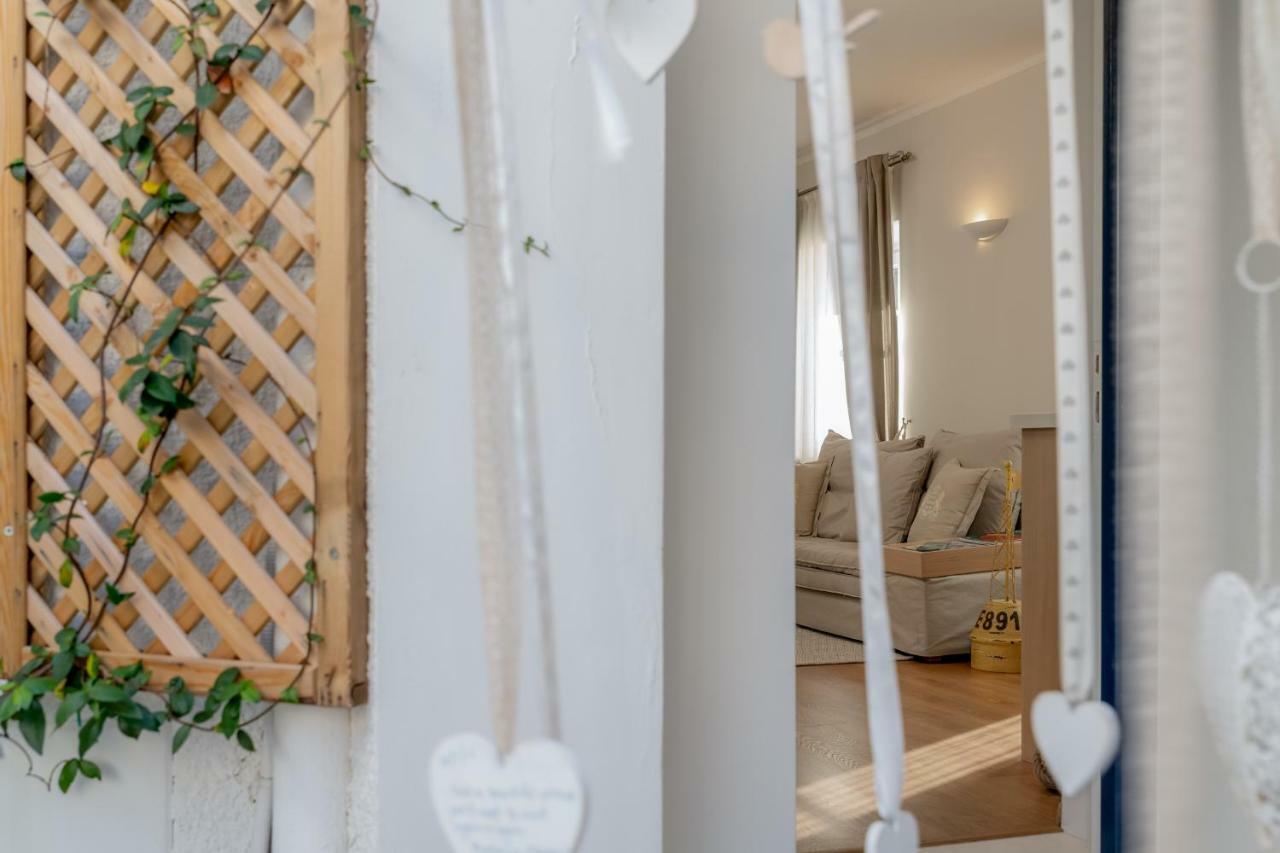 Porto Vecchio Luxury Suites Spétses Exterior foto